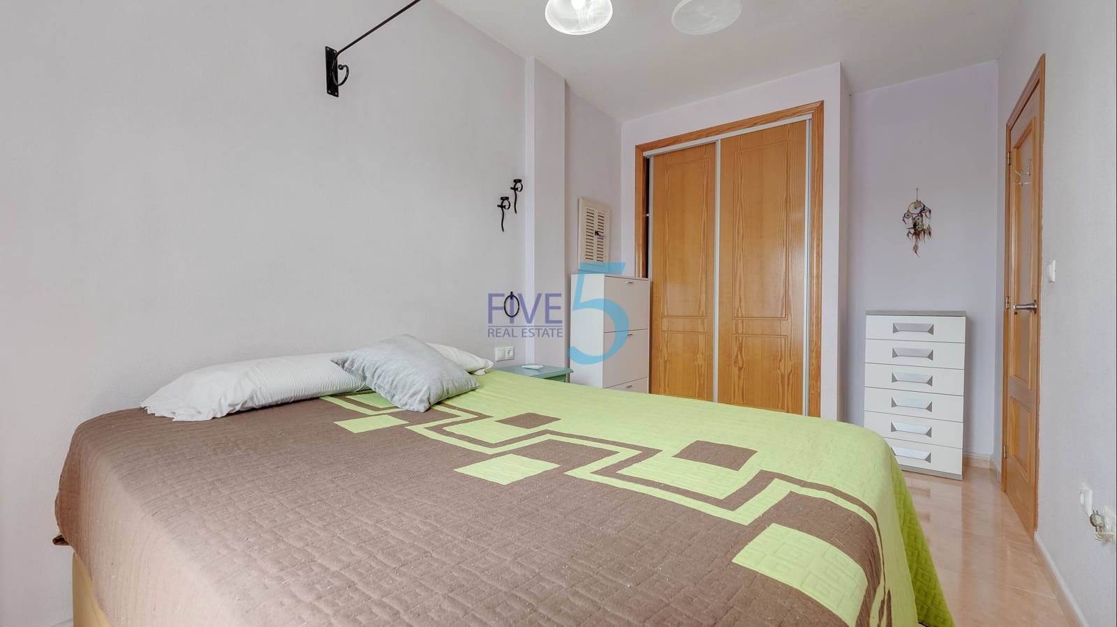 2 Zimmer Apartment zu verkaufen in Daya Nueva mit Pool Garage - 112.000 € (Ref: 9928376)