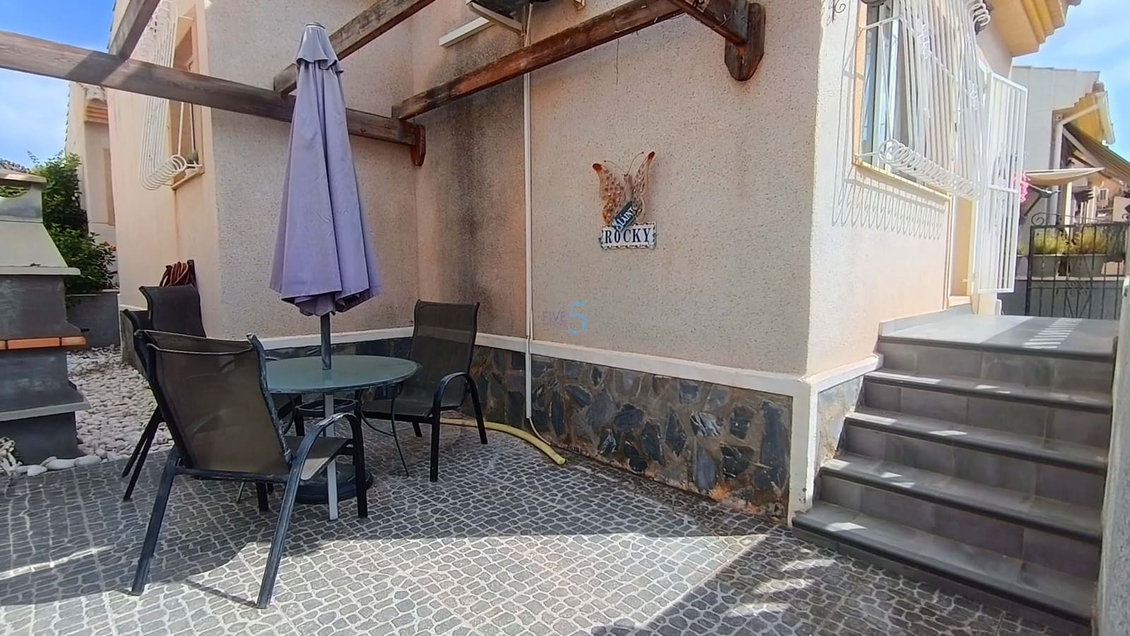 3 soveværelse Villa til salg i Ciudad Quesada med swimmingpool - € 175.000 (Ref: 9928504)