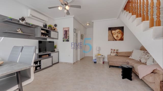 3 bedroom Villa for sale in Ciudad Quesada, Rojales with pool - € 175,000 (Ref: 9928504)