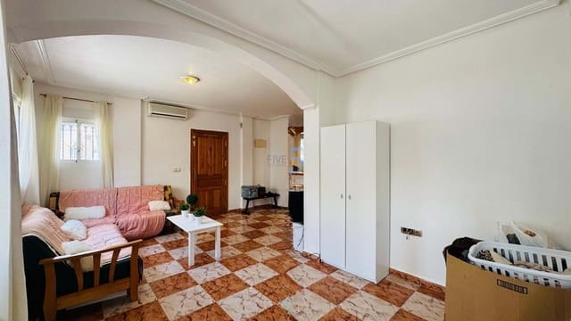 2 slaapkamer Huis te koop in Villamartin, Orihuela met zwembad garage - € 189.000 (Ref: 9928505)