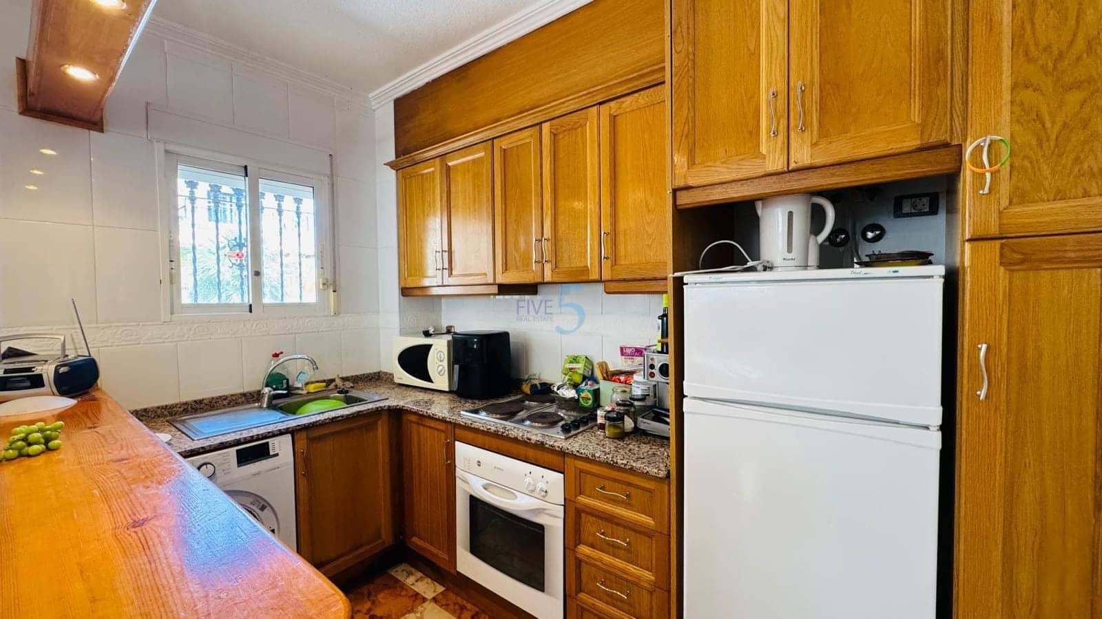 2 slaapkamer Huis te koop in Villamartin met zwembad garage - € 189.000 (Ref: 9928505)