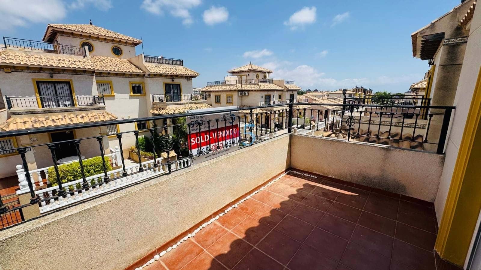 2 slaapkamer Huis te koop in Villamartin met zwembad garage - € 189.000 (Ref: 9928505)