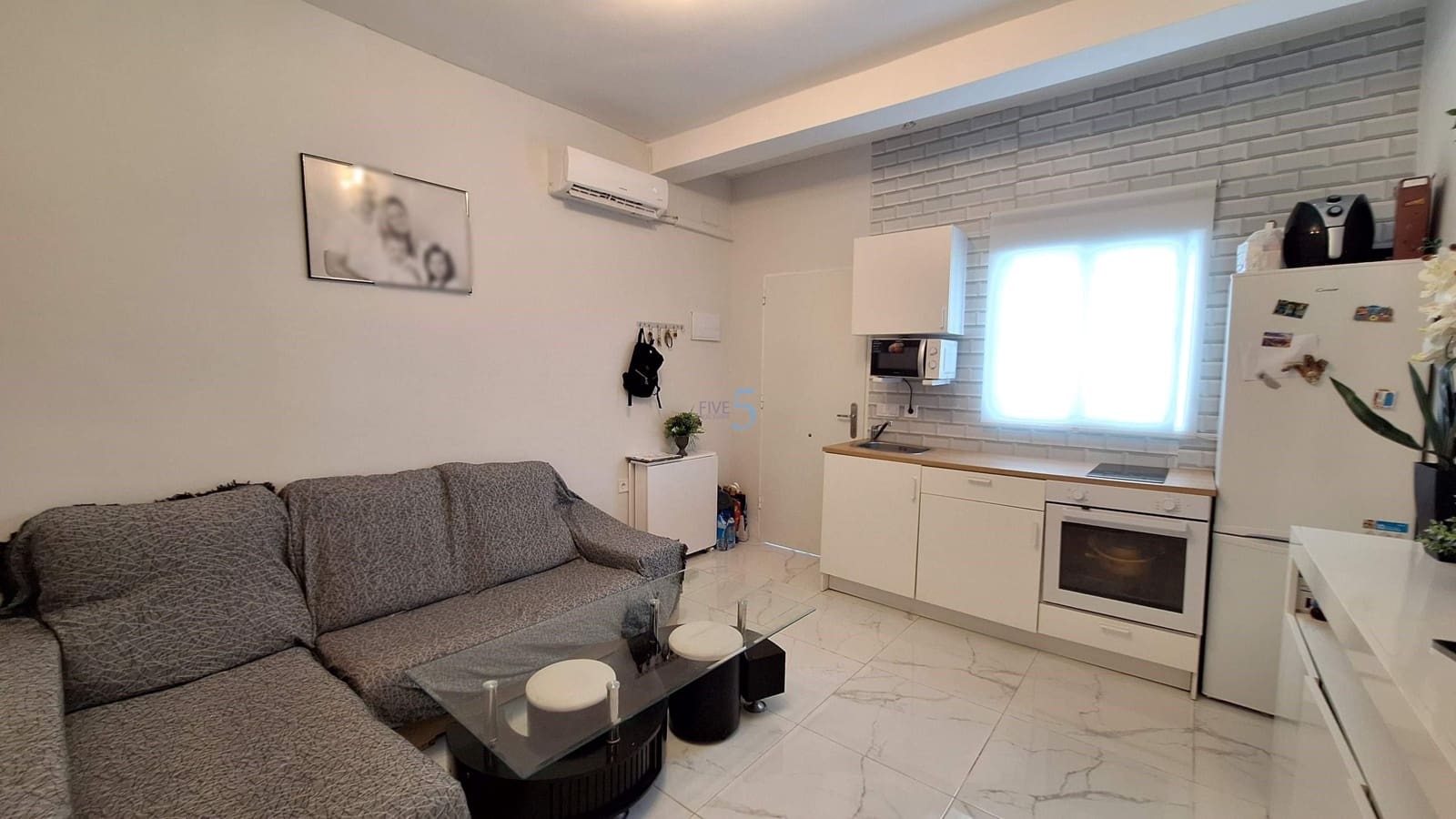 2 soveværelse Semi-Rækkehus til salg i Torrevieja med swimmingpool - € 169.000 (Ref: 9929963)