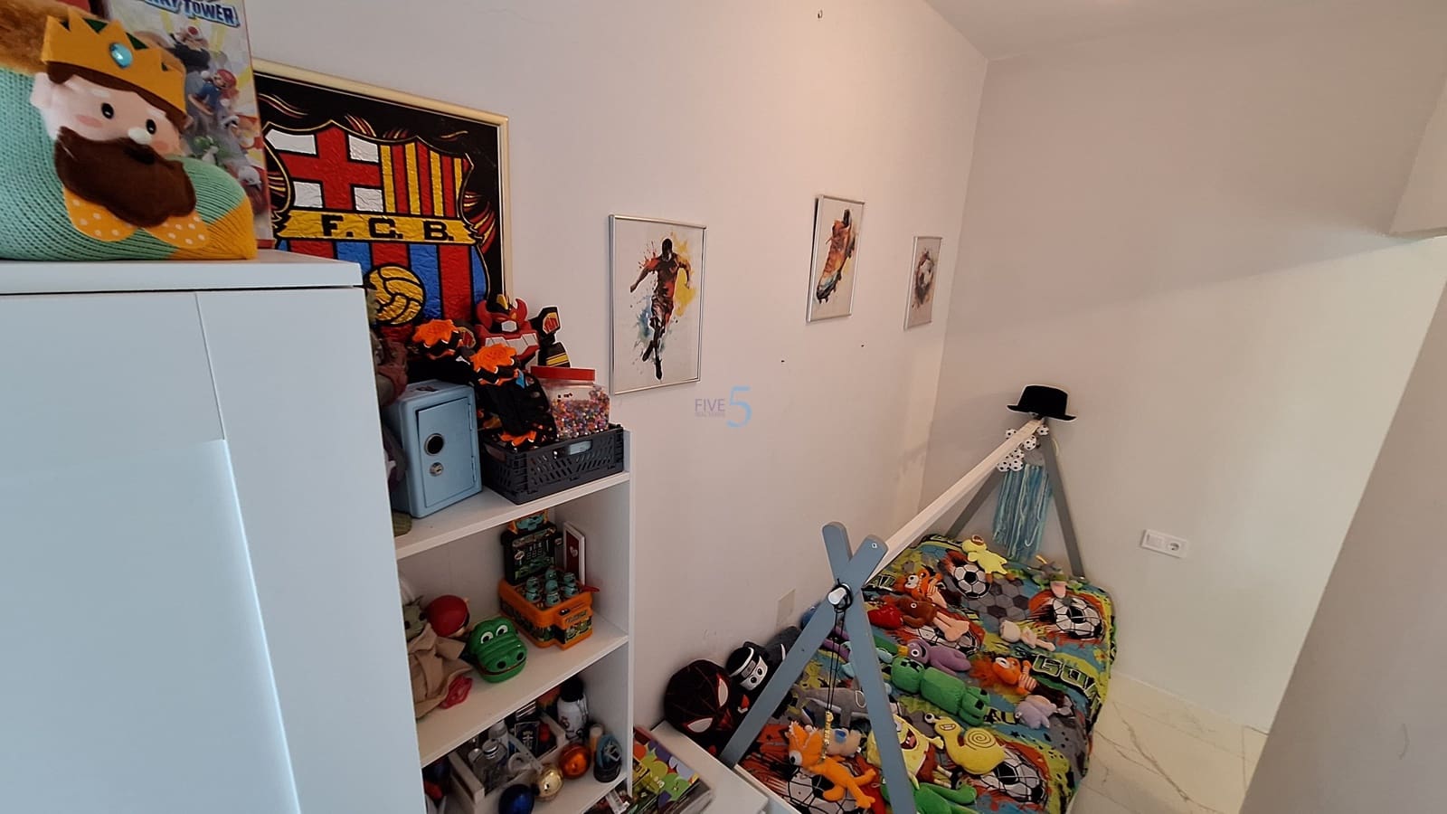 2 soveværelse Semi-Rækkehus til salg i Torrevieja med swimmingpool - € 169.000 (Ref: 9929963)