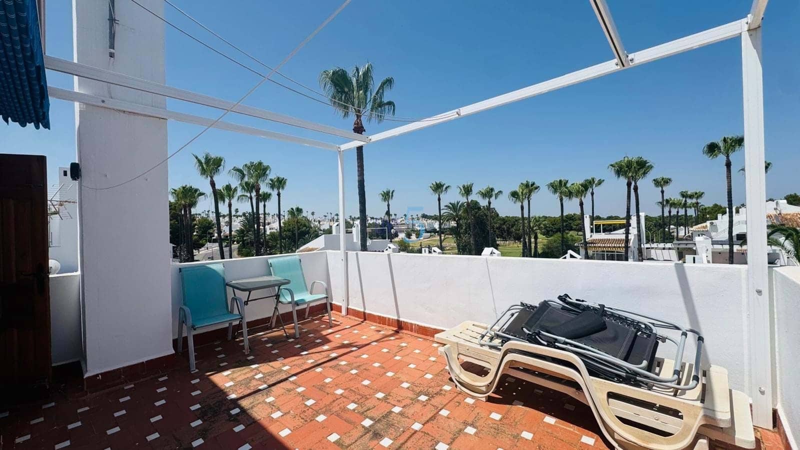 2 soveværelse Byhus til salg i Villamartin med swimmingpool - € 245.000 (Ref: 9932084)