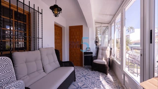 2 soverom Hus til salgs i Villamartin, Orihuela med svømmebasseng - € 229 000 (Ref: 9932084)