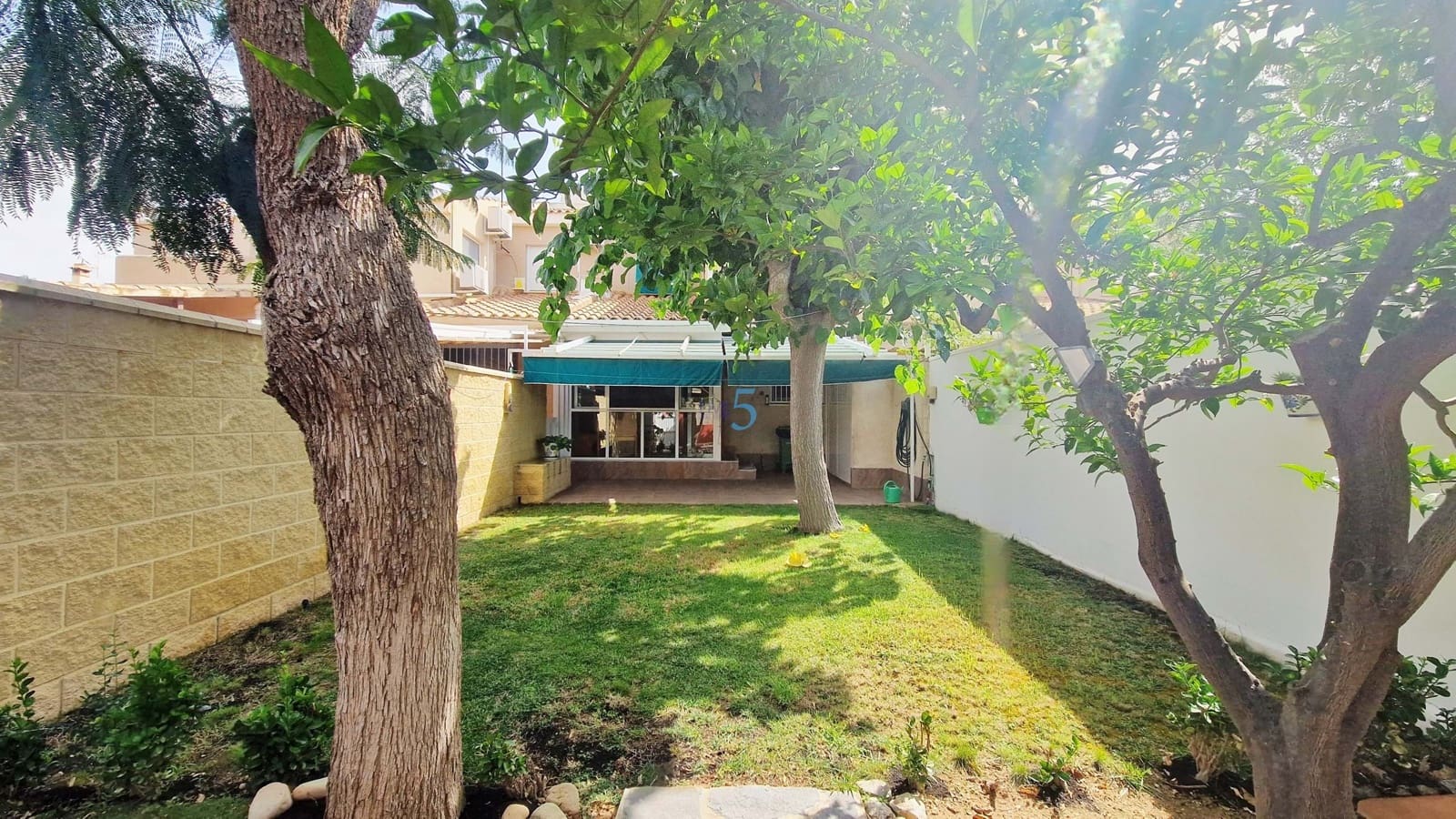 4 Zimmer Haus zu verkaufen in San Javier mit Garage - 250.000 € (Ref: 9932443)