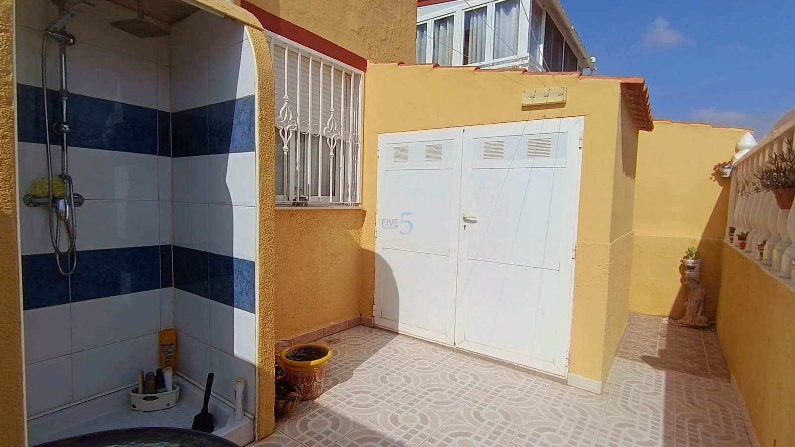 3 slaapkamer Villa te koop in Torrevieja met zwembad garage - € 195.000 (Ref: 9932444)
