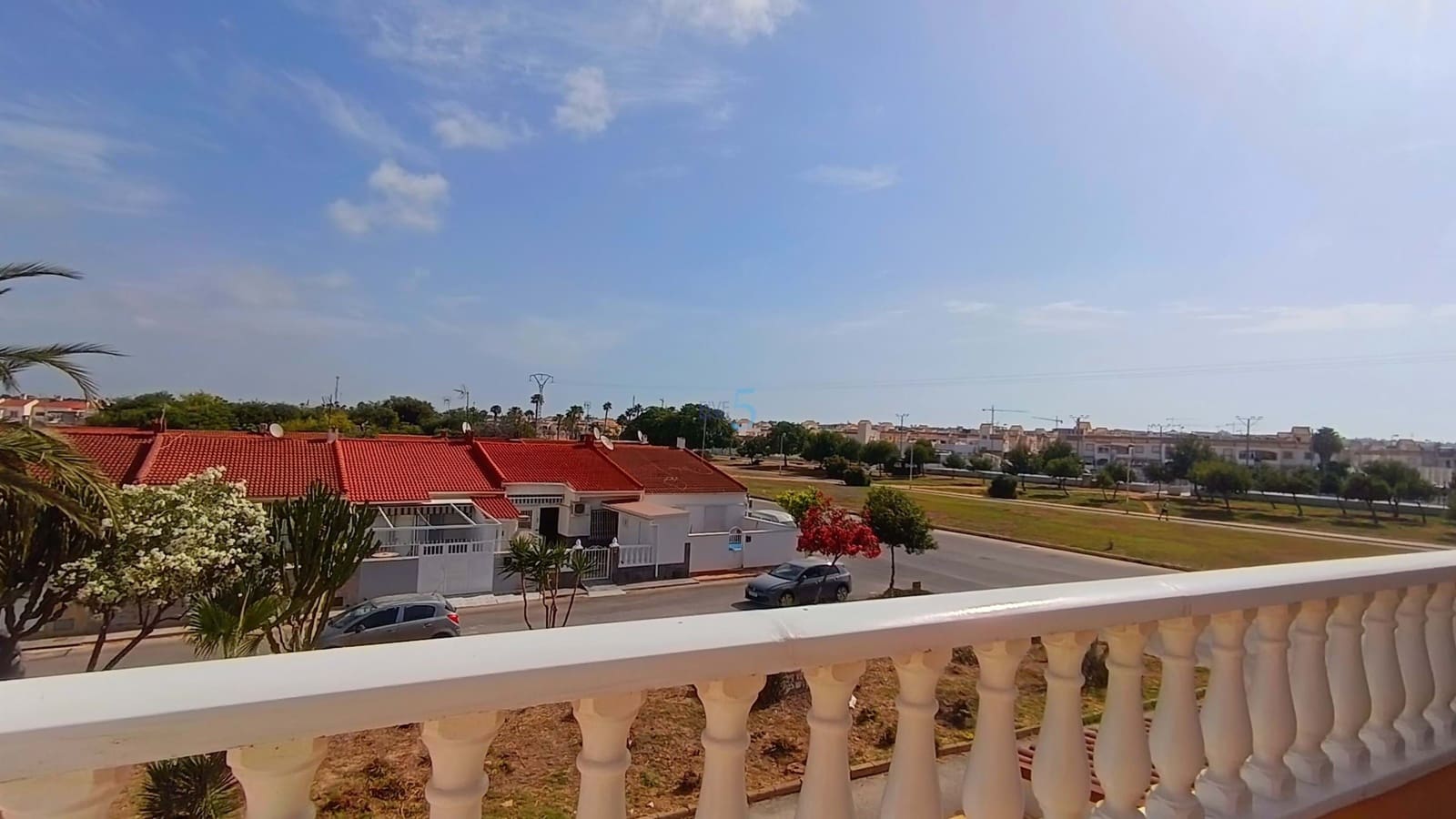 3 slaapkamer Villa te koop in Torrevieja met zwembad garage - € 195.000 (Ref: 9932444)