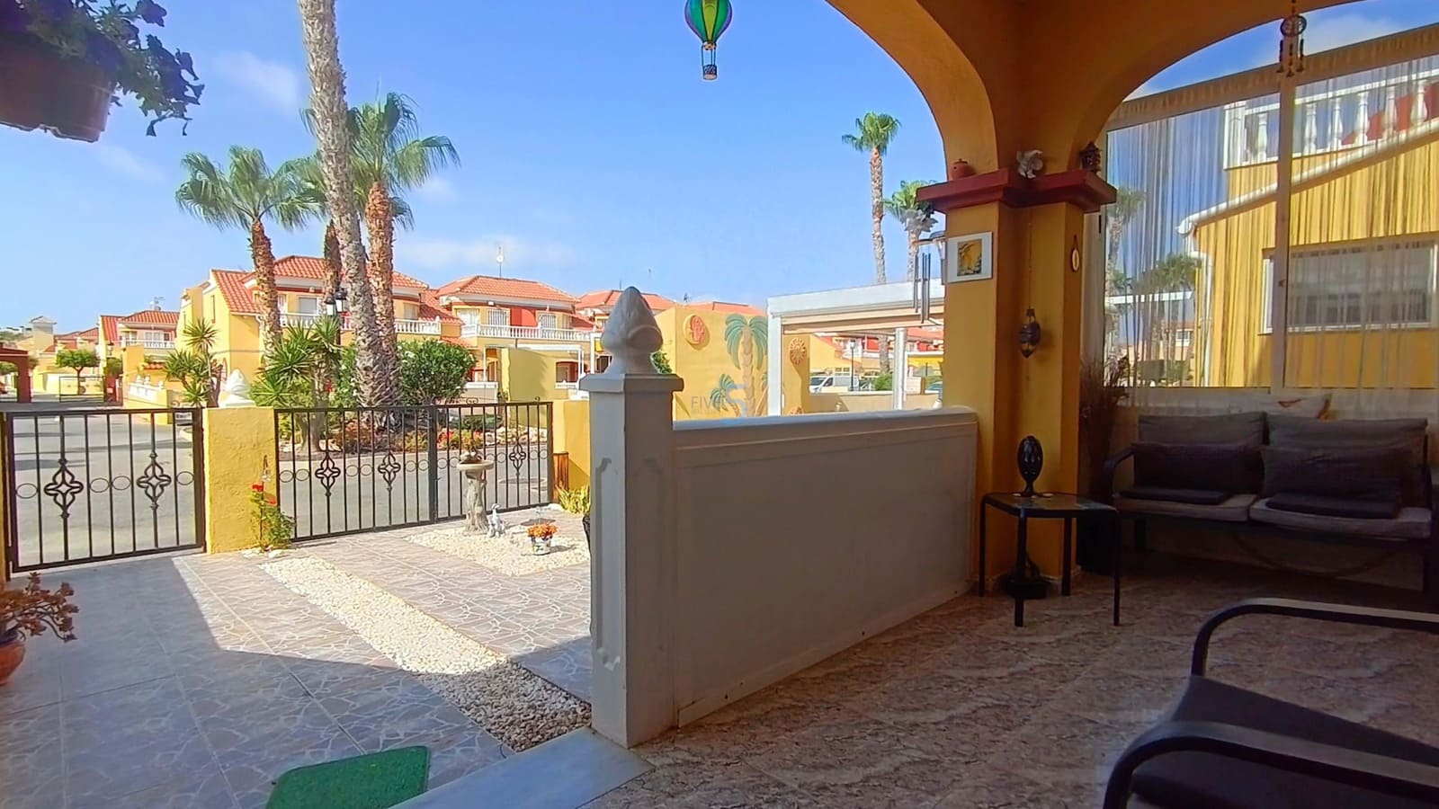 3 slaapkamer Villa te koop in Torrevieja met zwembad garage - € 195.000 (Ref: 9932444)