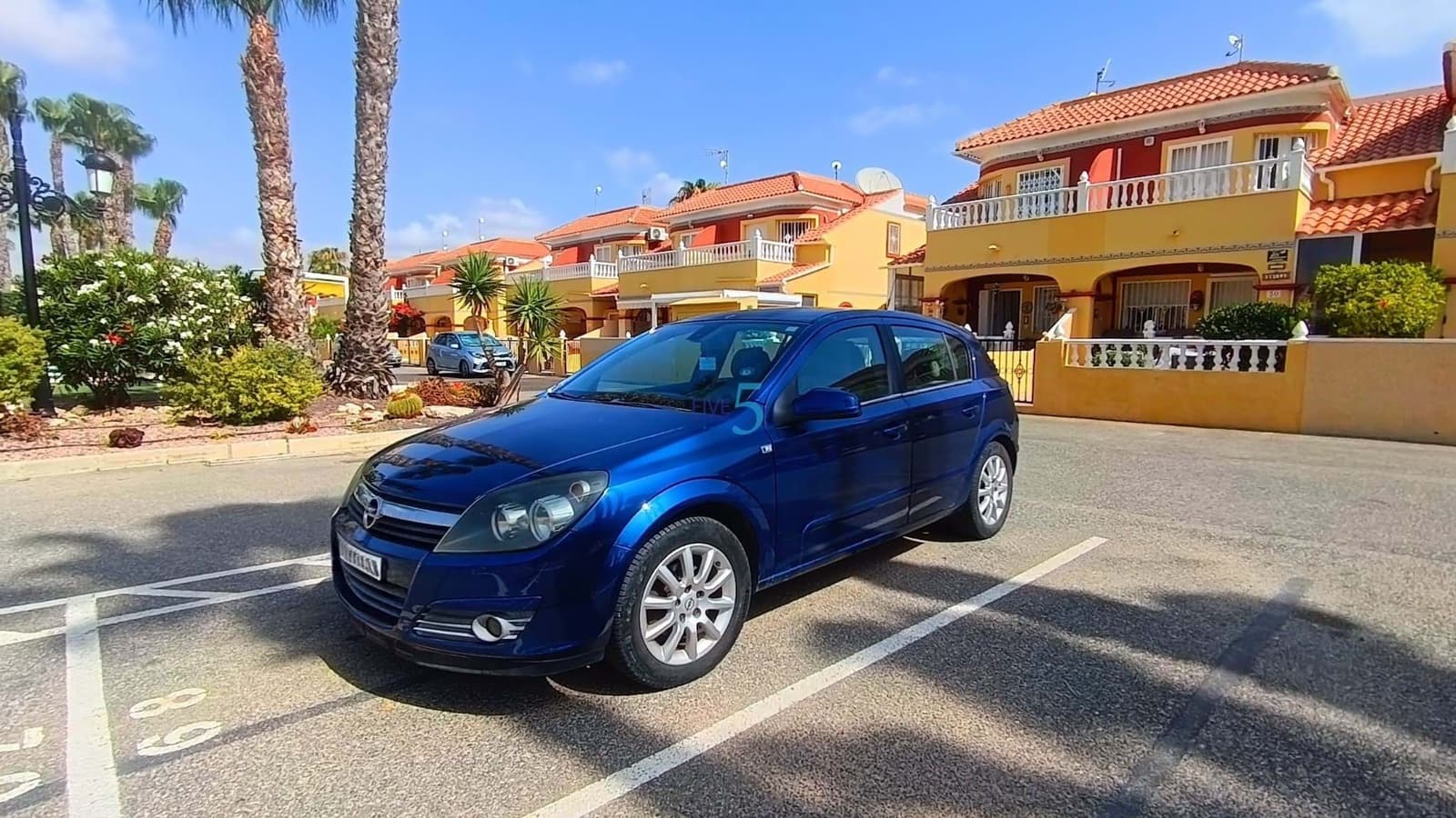 3 slaapkamer Villa te koop in Torrevieja met zwembad garage - € 195.000 (Ref: 9932444)