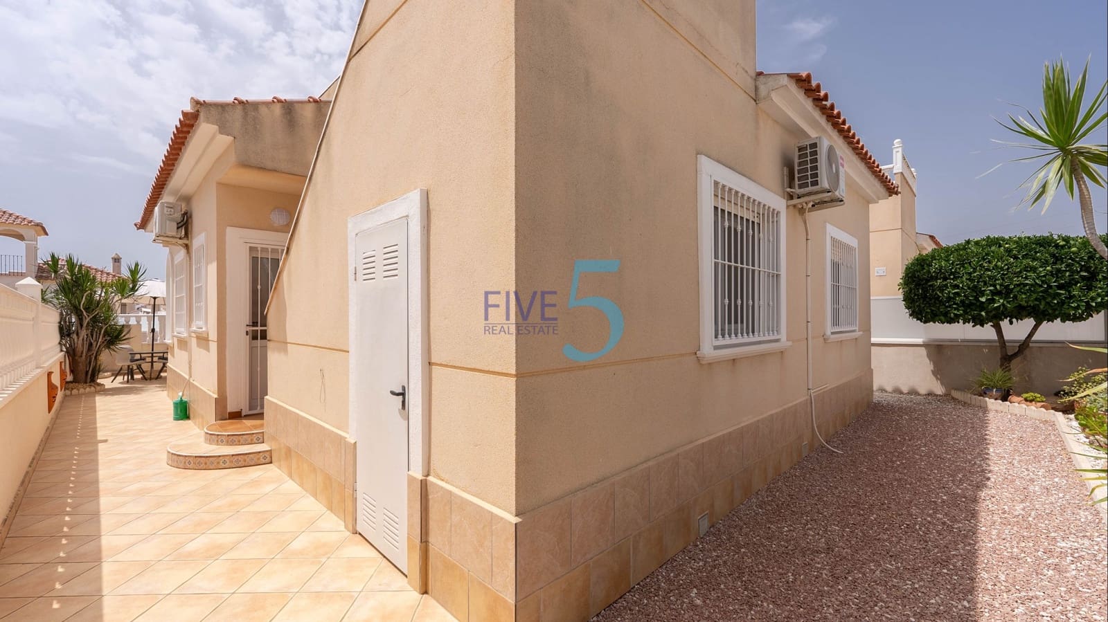 3 sovrum Villa till salu i Lo Crispin med pool - 235 000 € (Ref: 9935396)
