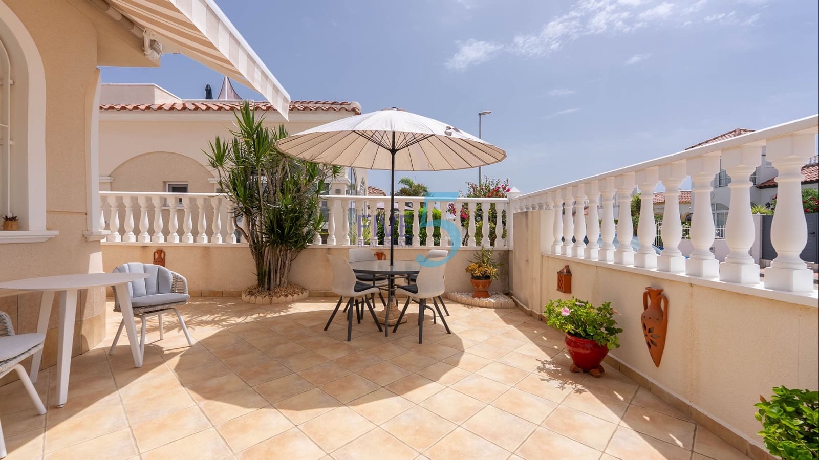 3 sovrum Villa till salu i Lo Crispin med pool - 235 000 € (Ref: 9935396)