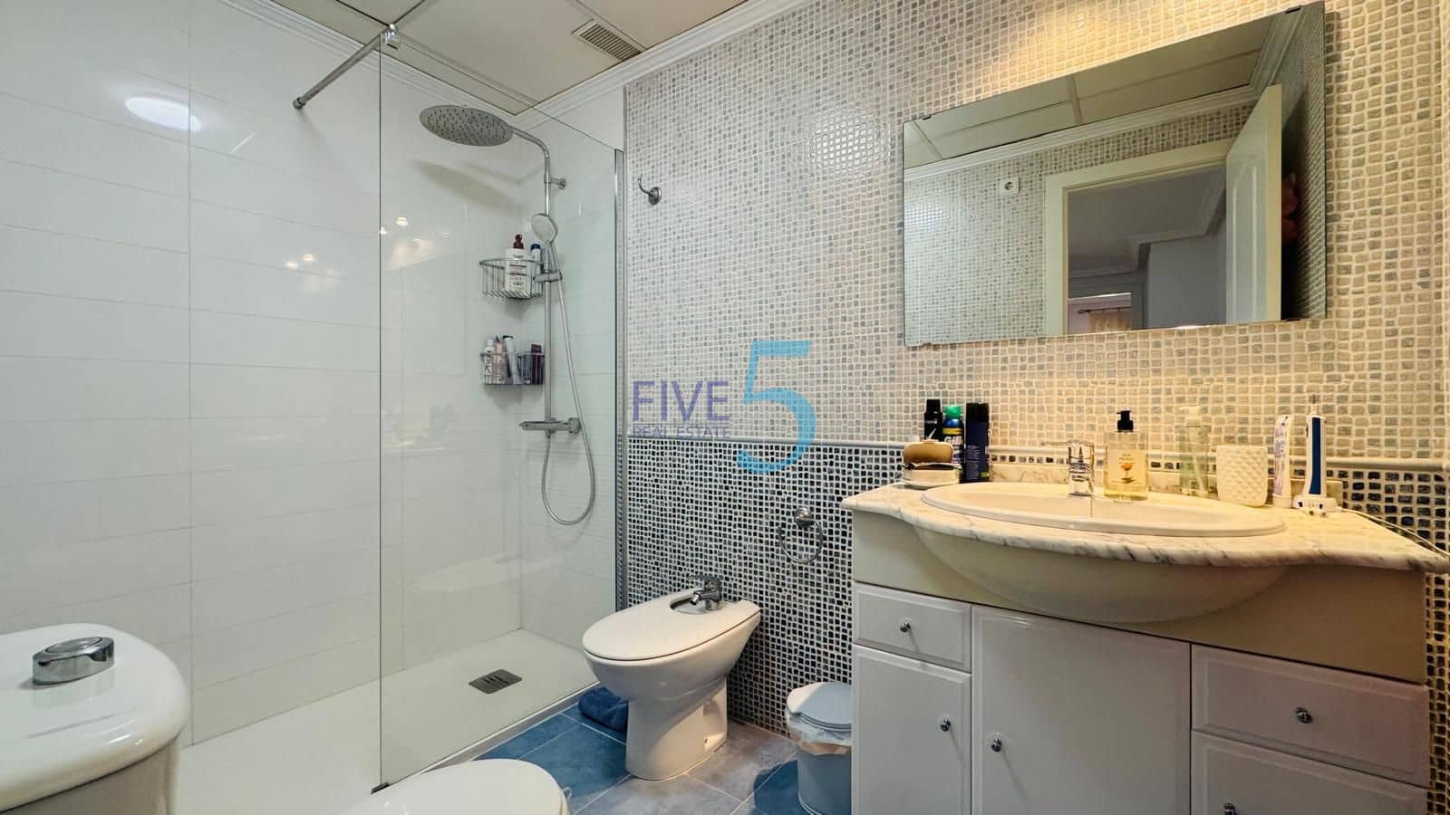 2 camera da letto Appartamento in vendita in Cabo Roig con piscina garage - 290.000 € (Rif: 9935397)