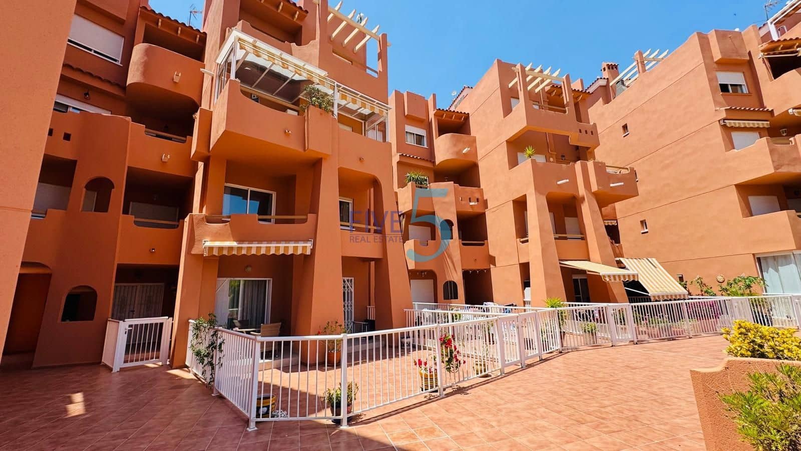 2 camera da letto Appartamento in vendita in Cabo Roig con piscina garage - 290.000 € (Rif: 9935397)