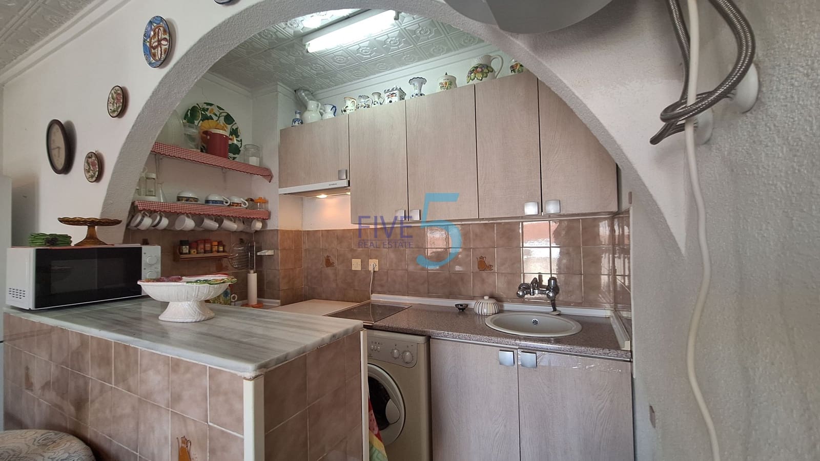 3 bedroom Semi-detached Villa for sale in Torrevieja - € 129,900 (Ref: 9937402)
