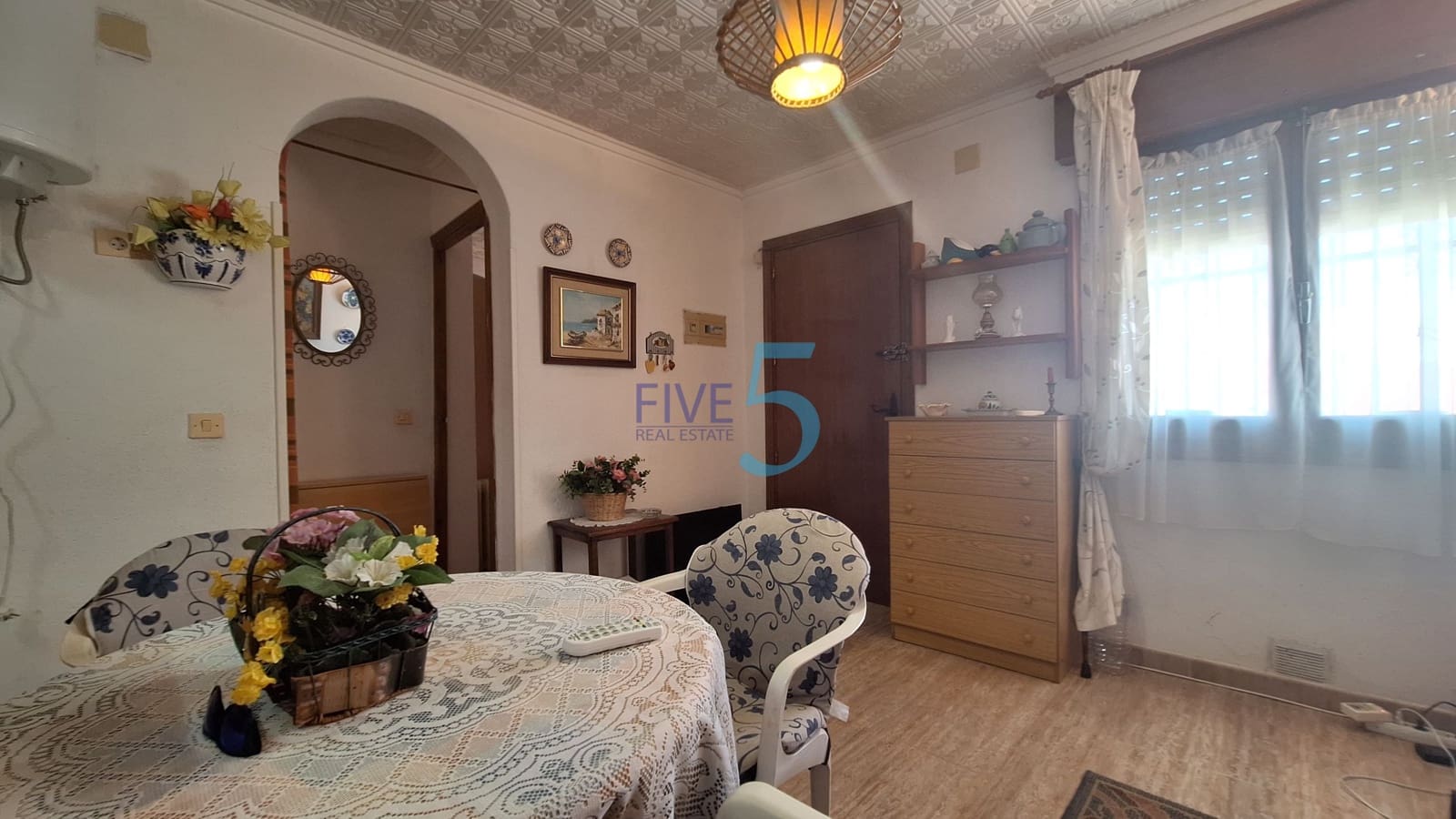 3 bedroom Semi-detached Villa for sale in Torrevieja - € 129,900 (Ref: 9937402)