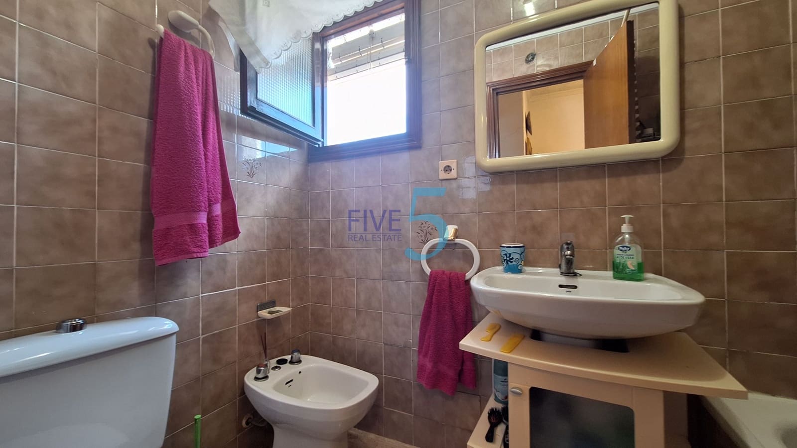 3 bedroom Semi-detached Villa for sale in Torrevieja - € 129,900 (Ref: 9937402)