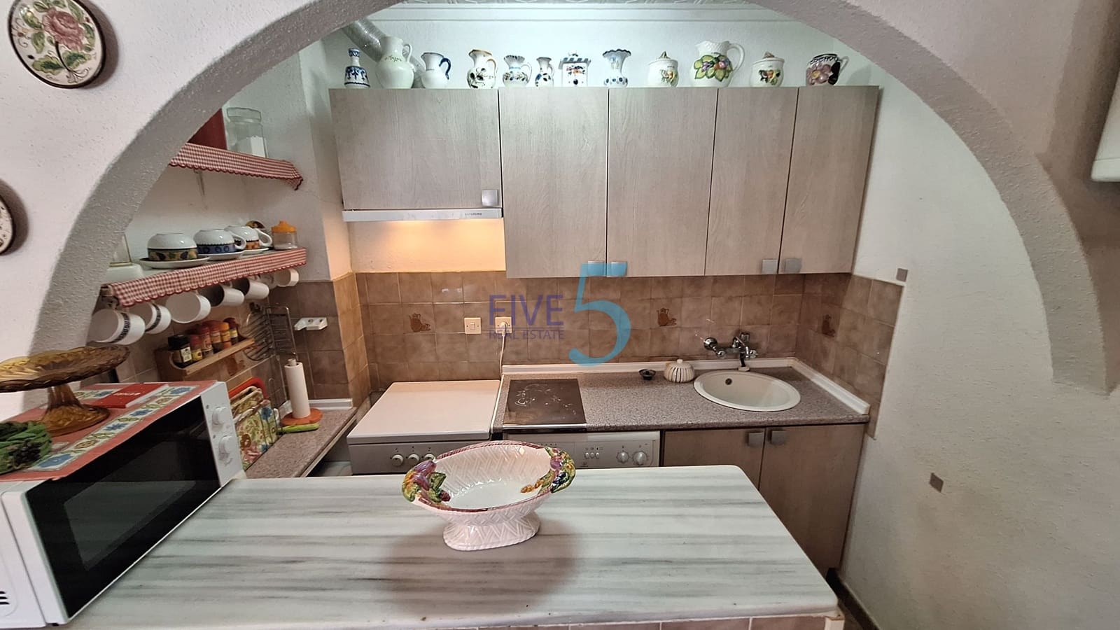 3 bedroom Semi-detached Villa for sale in Torrevieja - € 129,900 (Ref: 9937402)