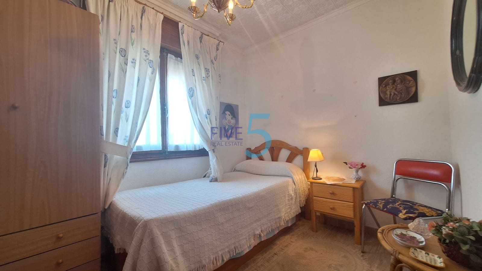 3 bedroom Semi-detached Villa for sale in Torrevieja - € 129,900 (Ref: 9937402)