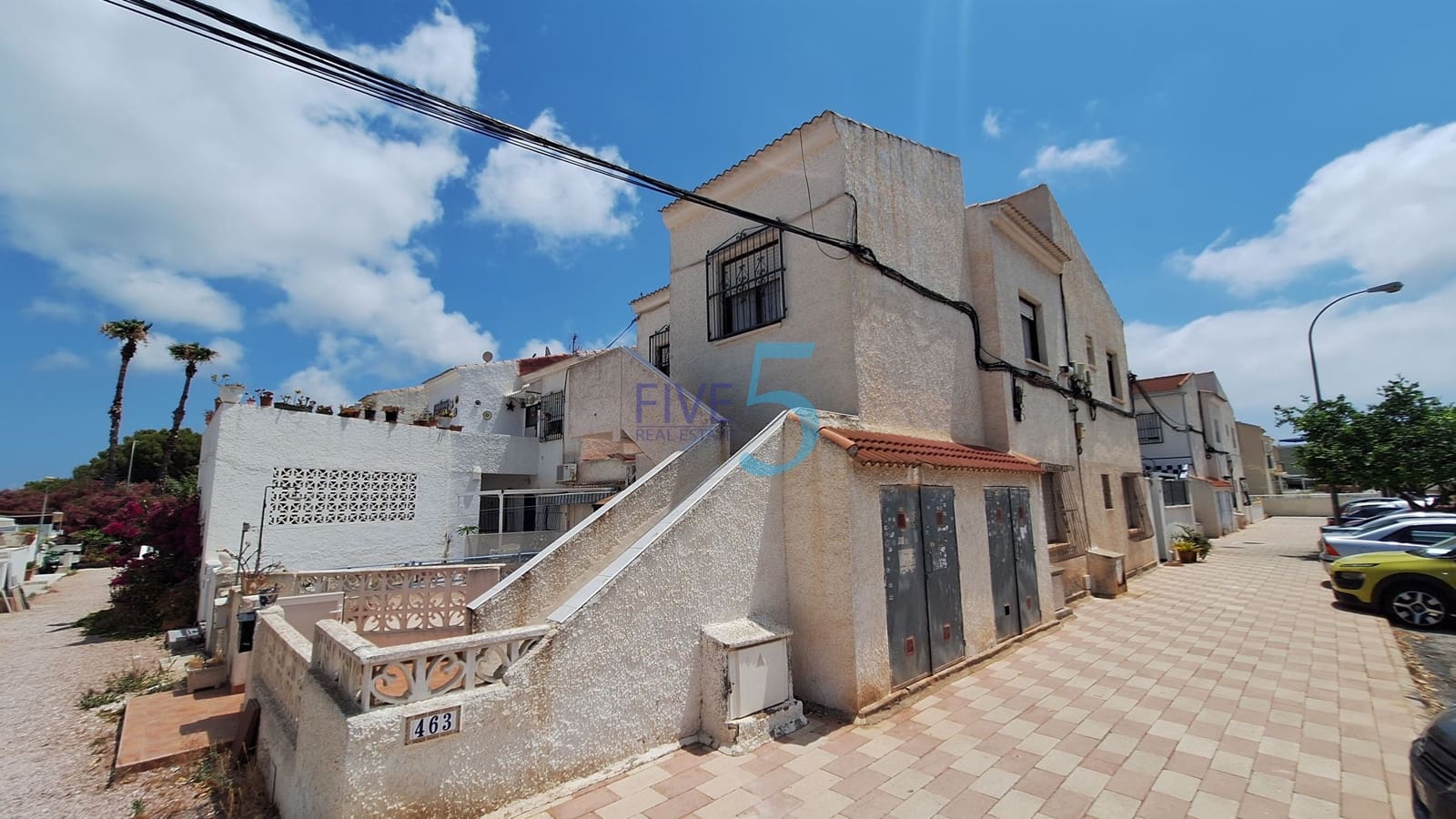 3 bedroom Semi-detached Villa for sale in Torrevieja - € 129,900 (Ref: 9937402)