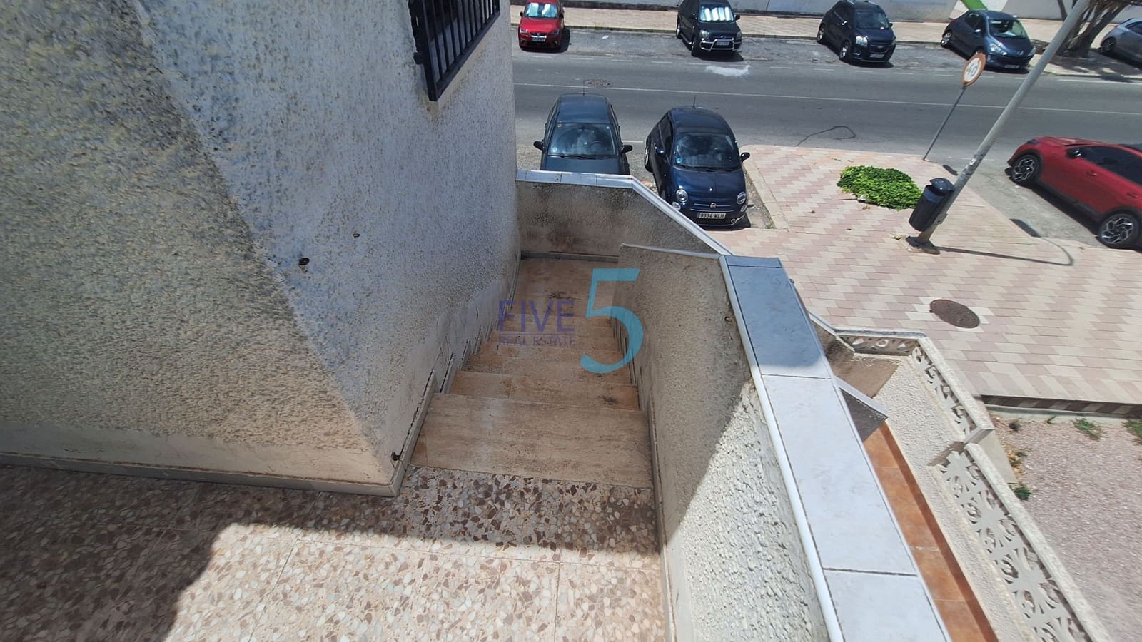 3 bedroom Semi-detached Villa for sale in Torrevieja - € 129,900 (Ref: 9937402)