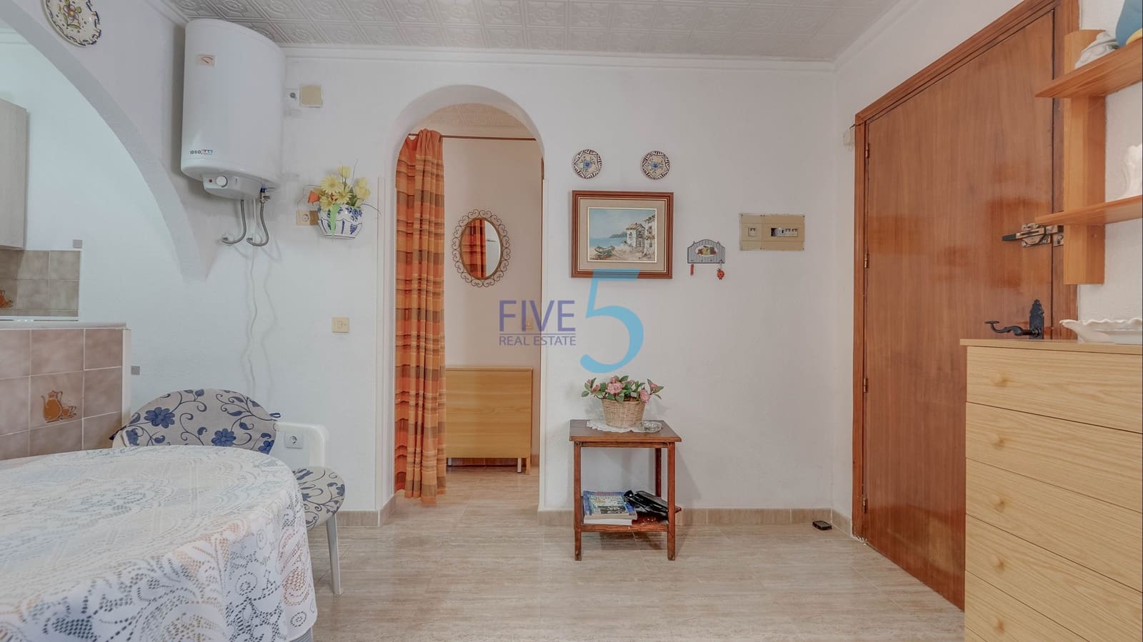 3 soveværelse Semi-Rækkehus til salg i Torrevieja - € 129.900 (Ref: 9937402)