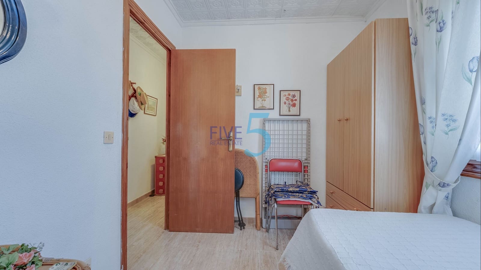 3 soveværelse Semi-Rækkehus til salg i Torrevieja - € 129.900 (Ref: 9937402)