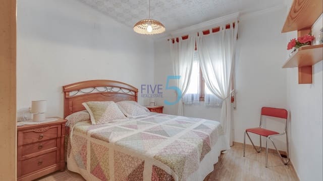 3 soverom Kjedet enebolig til salgs i Torrevieja - € 129 900 (Ref: 9937402)