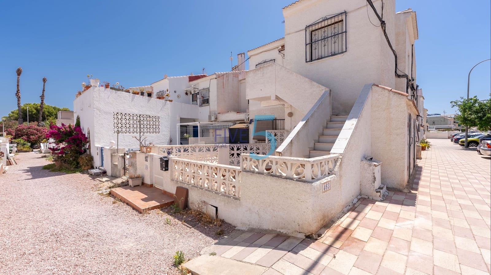 3 soveværelse Semi-Rækkehus til salg i Torrevieja - € 129.900 (Ref: 9937402)