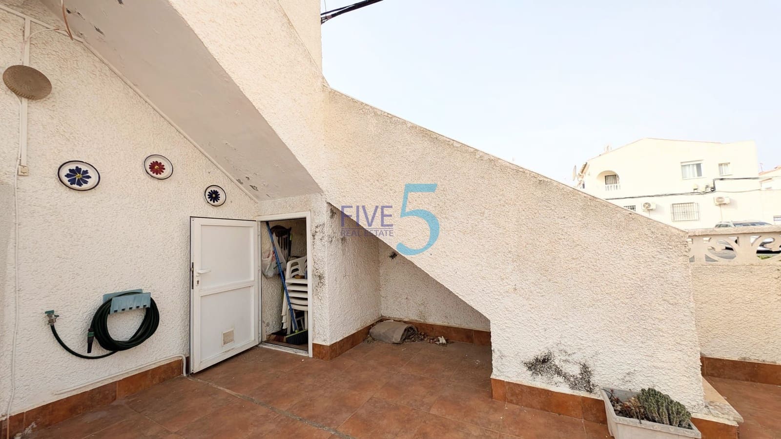 3 soveværelse Semi-Rækkehus til salg i Torrevieja - € 129.900 (Ref: 9937402)