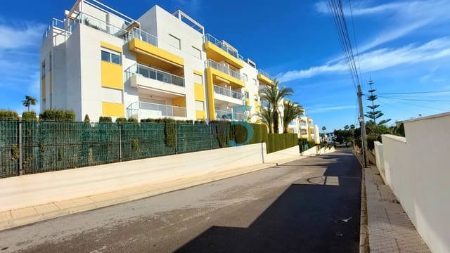Apartamento de 2 habitaciones en Villamartin, Orihuela en venta con piscina garaje - 215.000 € (Ref: 9938754)