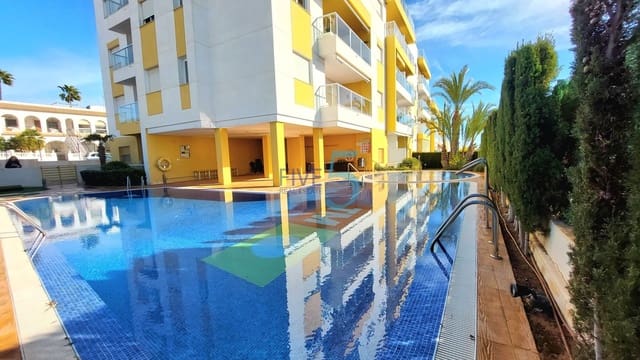 Apartamento de 2 habitaciones en Villamartin, Orihuela en venta con piscina garaje - 215.000 € (Ref: 9938754)