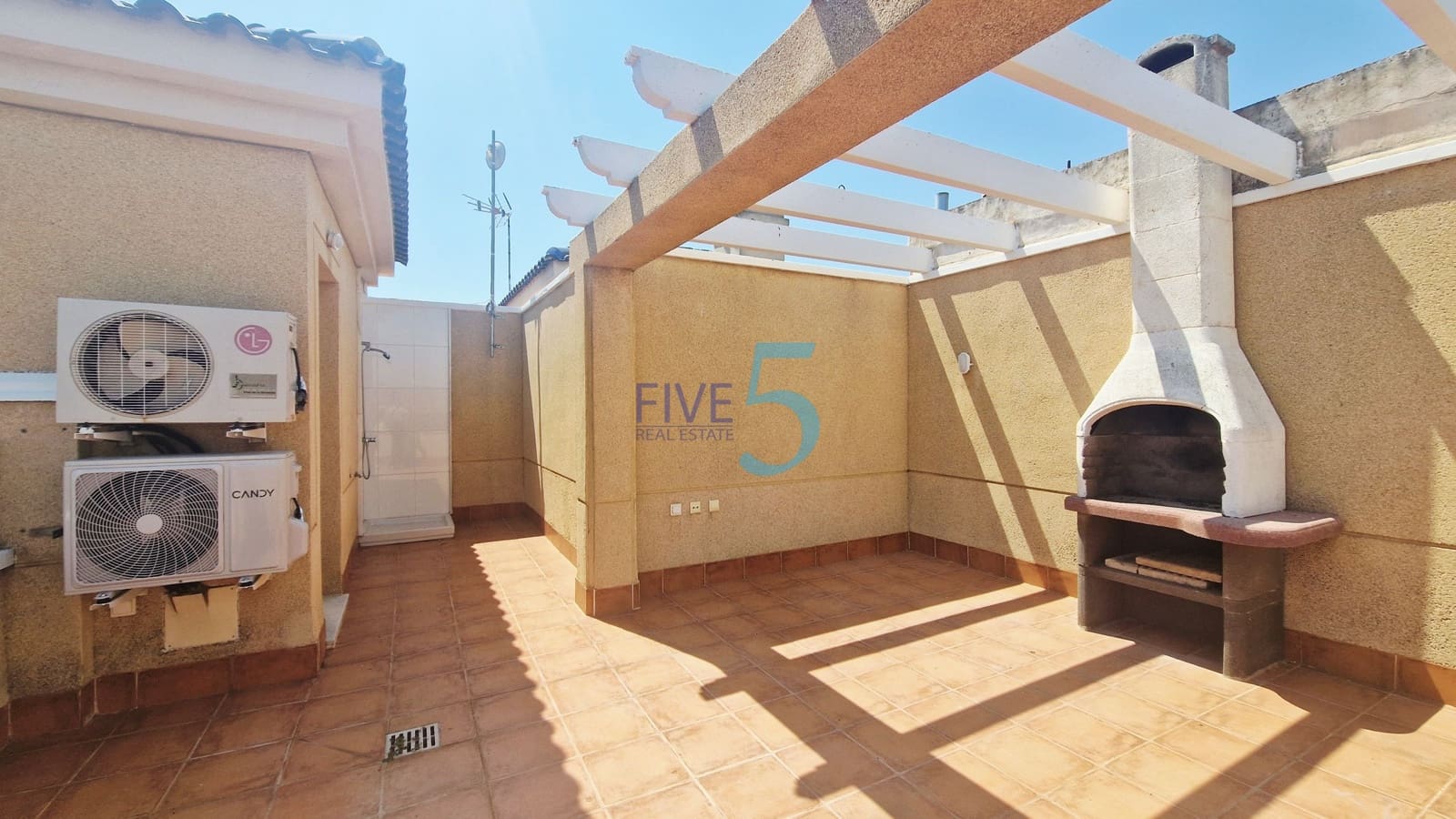 2 quarto Casa em Banda para venda em Pilar de la Horadada com piscina garagem - 299 999 € (Ref: 9938924)
