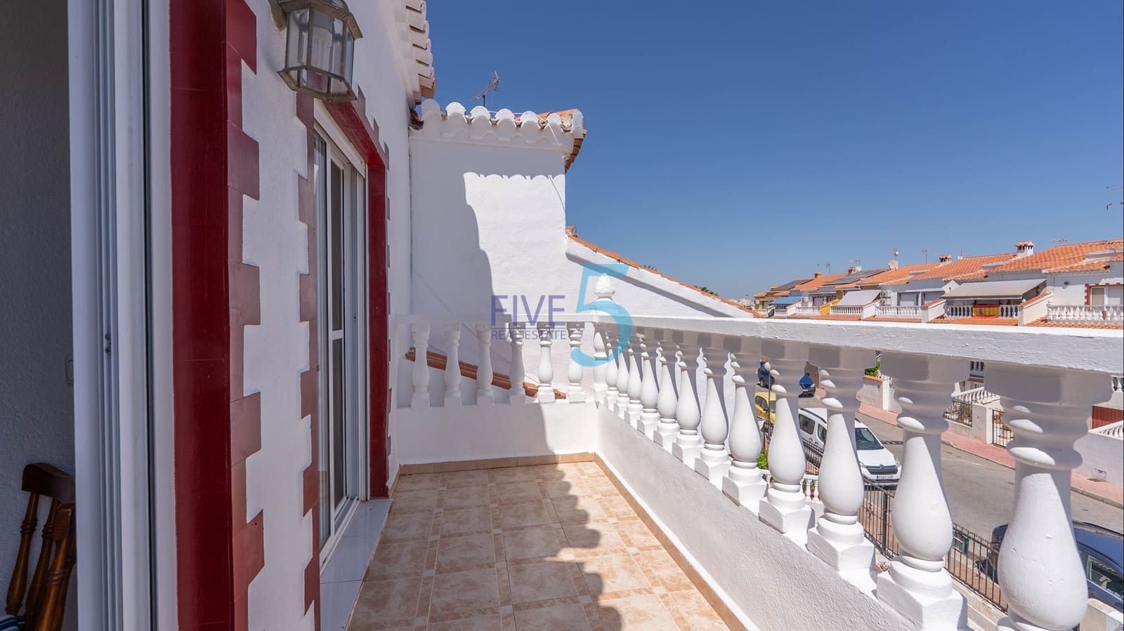 3 soveværelse Byhus til salg i Torrevieja med swimmingpool - € 249.000 (Ref: 9939042)
