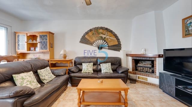 3 camera da letto Casa in vendita in Torrevieja con piscina - 249.000 € (Rif: 9939042)