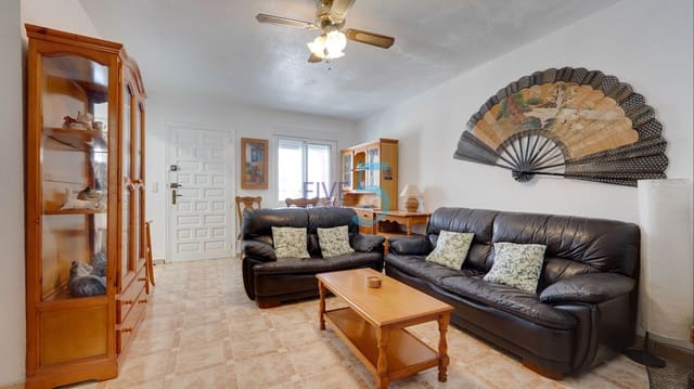 3 camera da letto Casa in vendita in Torrevieja con piscina - 249.000 € (Rif: 9939042)