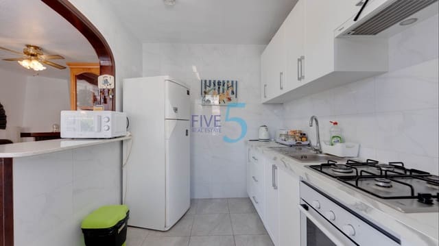 3 camera da letto Casa in vendita in Torrevieja con piscina - 249.000 € (Rif: 9939042)