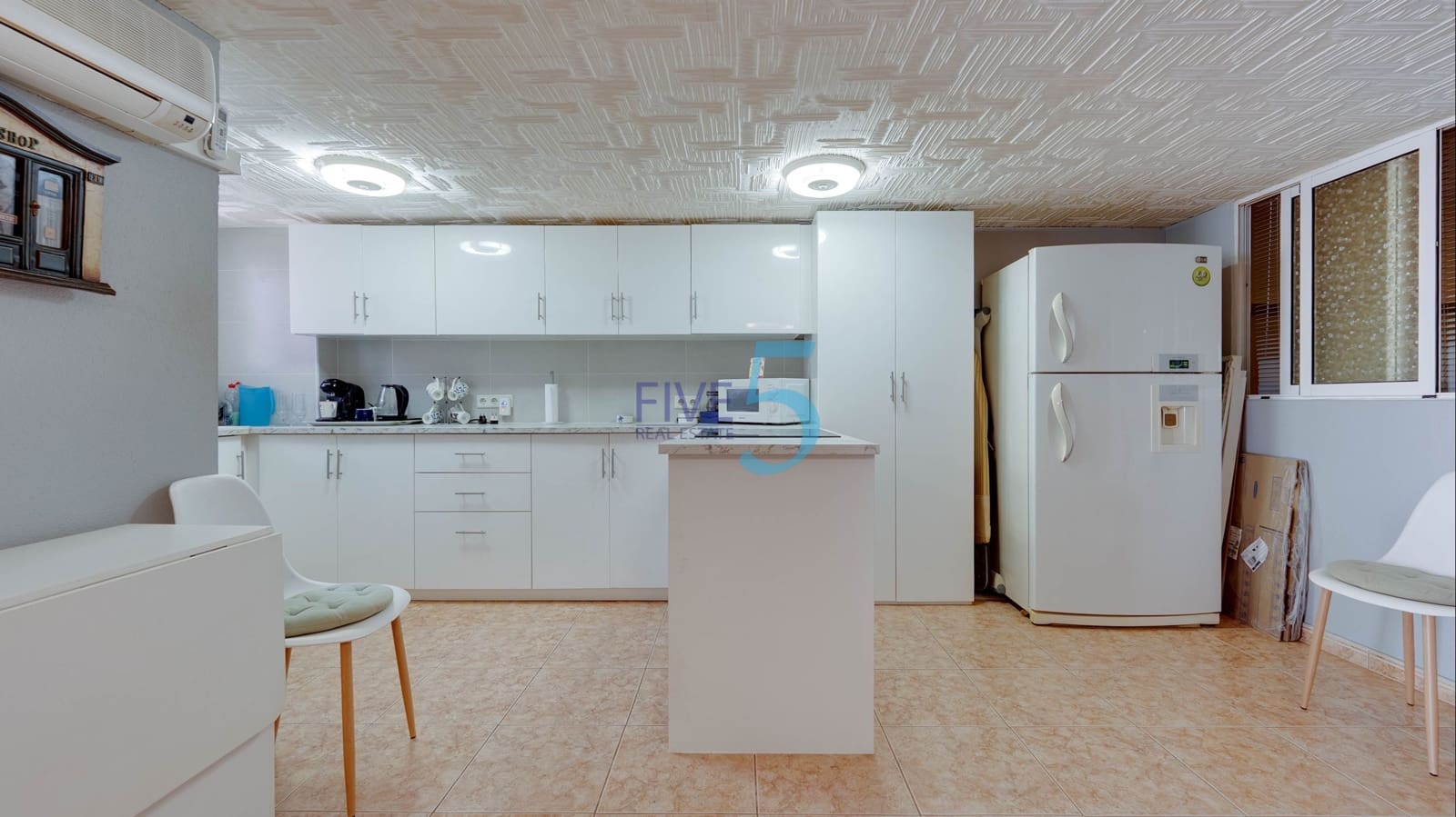 3 soveværelse Byhus til salg i Torrevieja med swimmingpool - € 249.000 (Ref: 9939042)