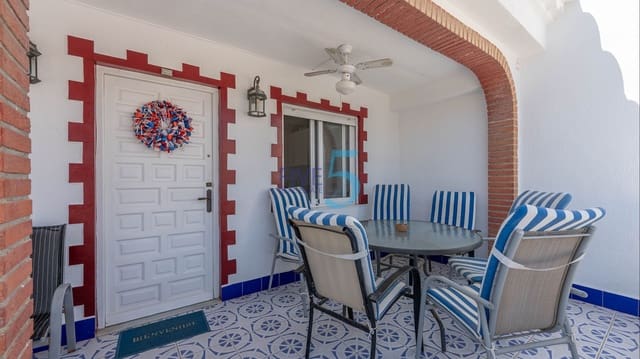 3 camera da letto Casa in vendita in Torrevieja con piscina - 249.000 € (Rif: 9939042)