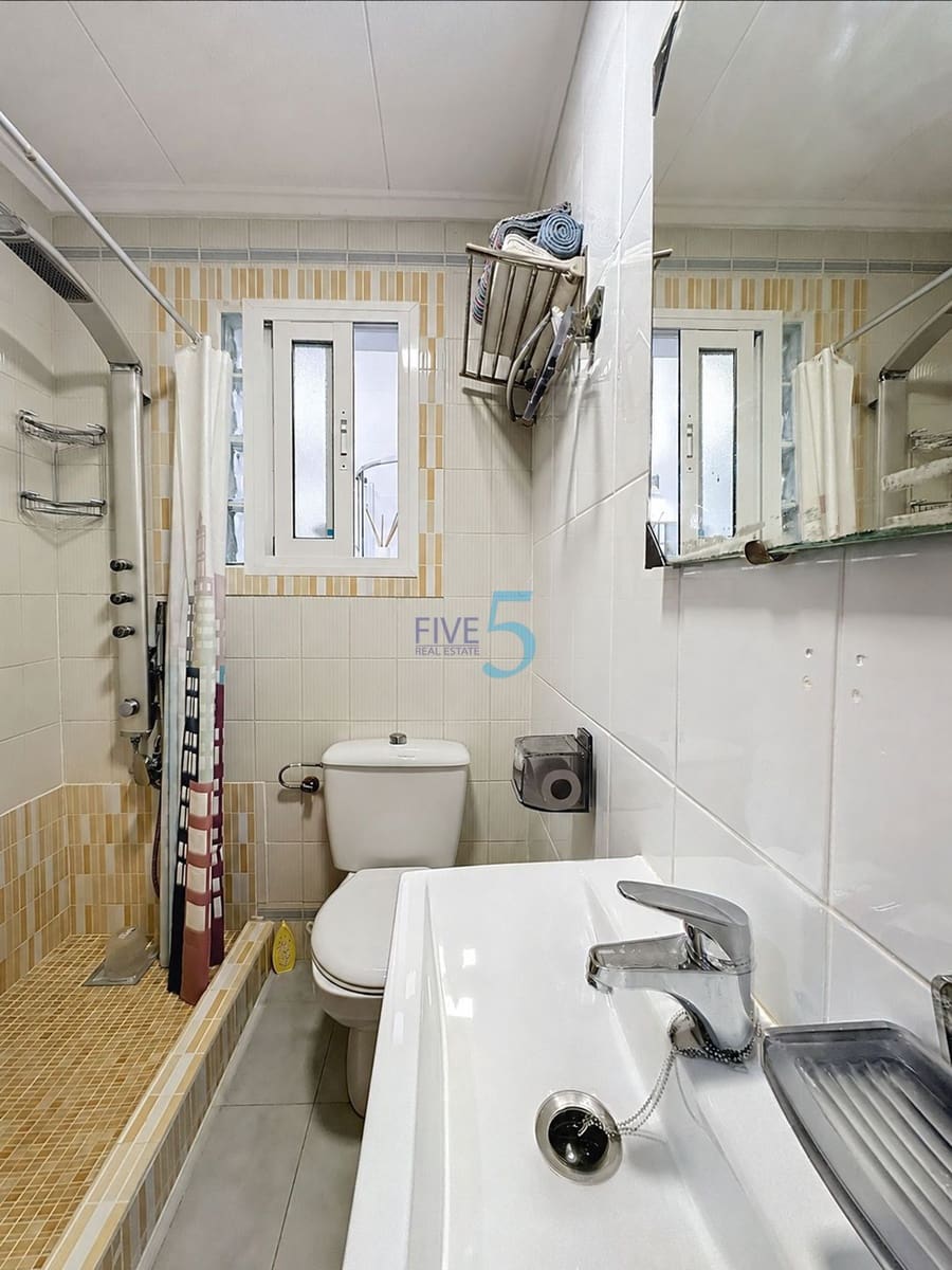 1 chambre Bungalow à vendre à Torrevieja - 99 999 € (Ref: 9939043)