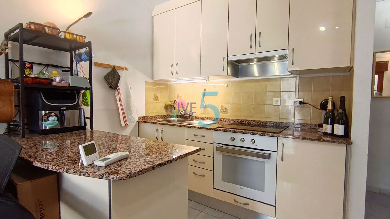 1 chambre Bungalow à vendre à Torrevieja - 99 999 € (Ref: 9939043)