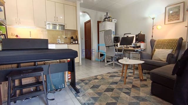 1 bedroom Bungalow for sale in Torrevieja - € 99,999 (Ref: 9939043)