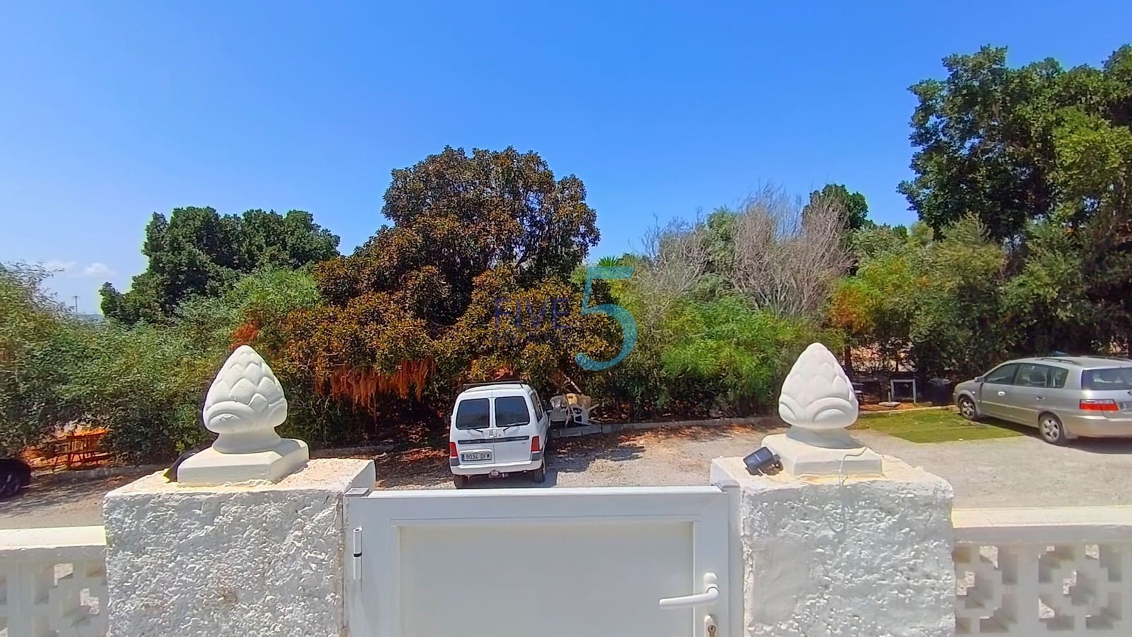 1 chambre Bungalow à vendre à Torrevieja - 99 999 € (Ref: 9939043)