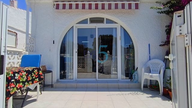 1 bedroom Bungalow for sale in Torrevieja - € 99,999 (Ref: 9939043)