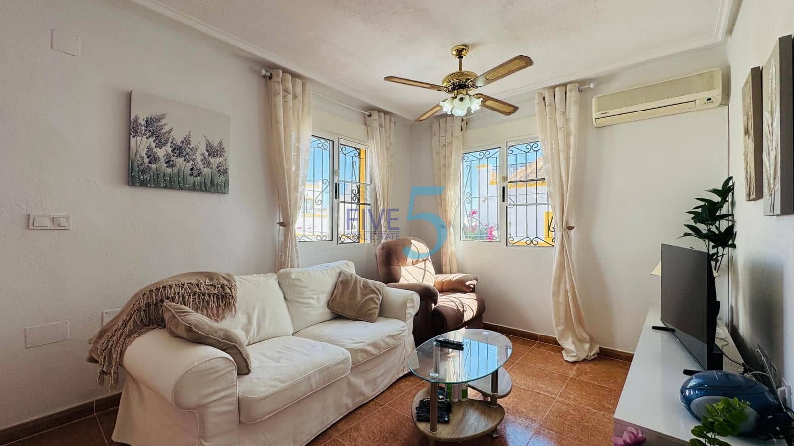 3 Zimmer Villa zu verkaufen in Los Altos mit Pool - 279.999 € (Ref: 9941470)