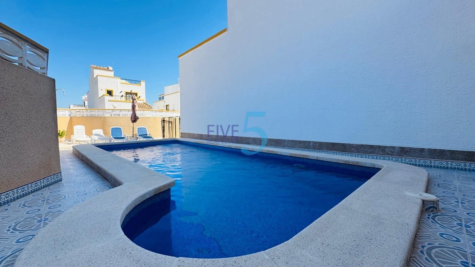 3 Zimmer Villa zu verkaufen in Los Altos mit Pool - 279.999 € (Ref: 9941470)