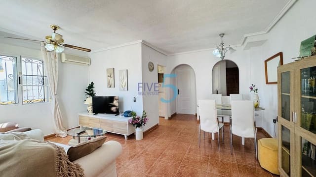 3 Zimmer Villa zu verkaufen in Los Altos mit Pool - 279.999 € (Ref: 9941470)