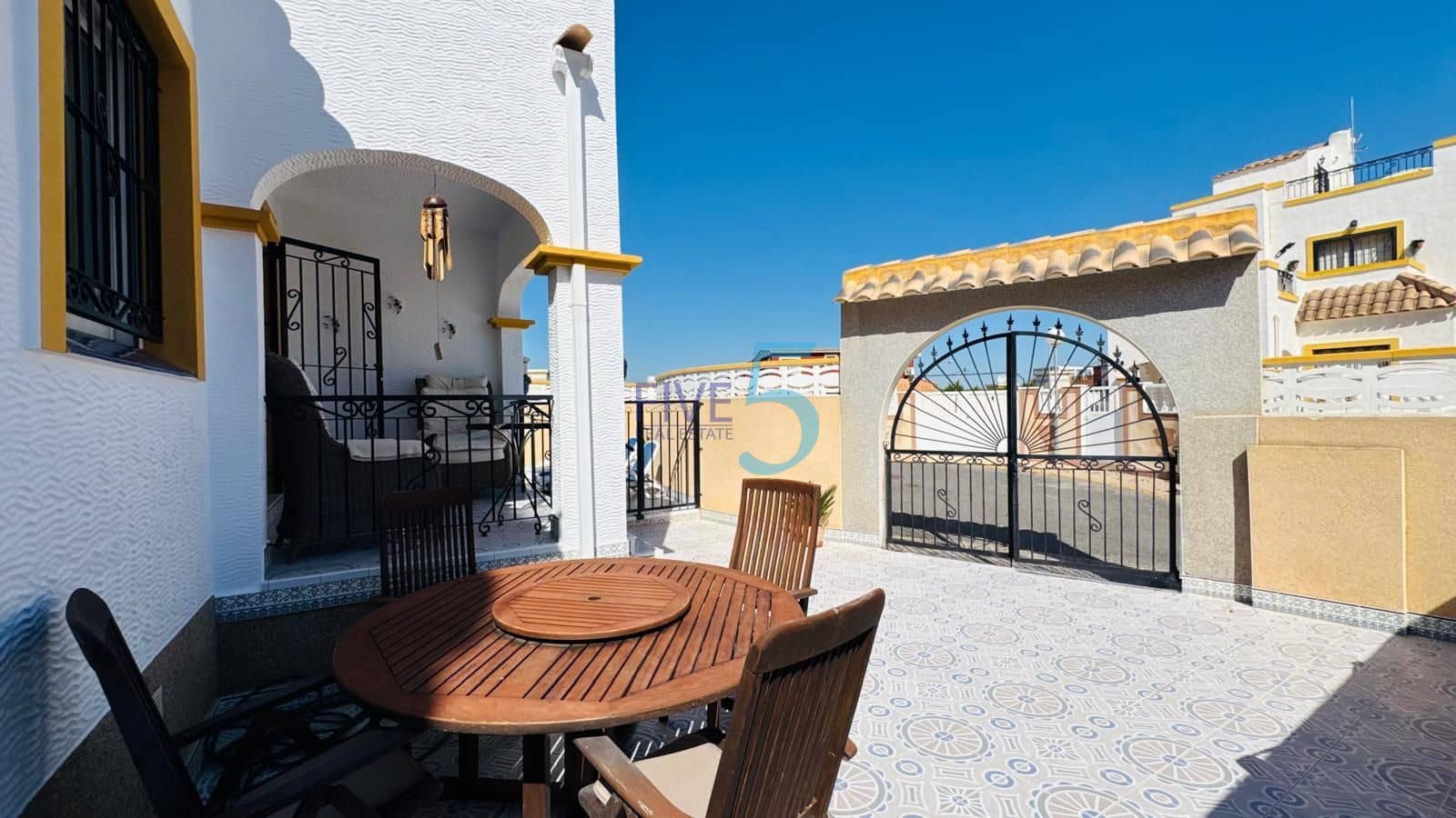 3 Zimmer Villa zu verkaufen in Los Altos mit Pool - 279.999 € (Ref: 9941470)