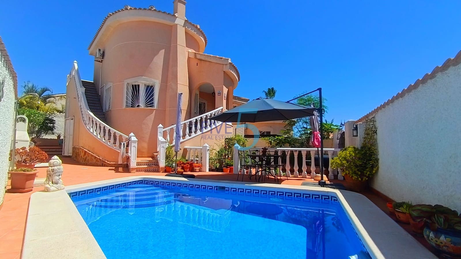 2 camera da letto Villa in vendita in Ciudad Quesada con piscina - 285.000 € (Rif: 9941471)
